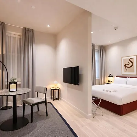 Vcity Suites At The Teacher-2