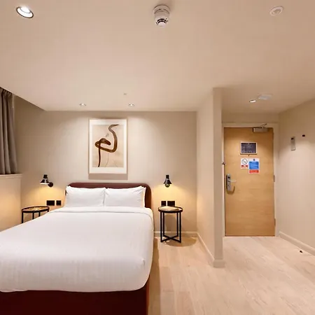 Vcity Suites At The Teacher-3